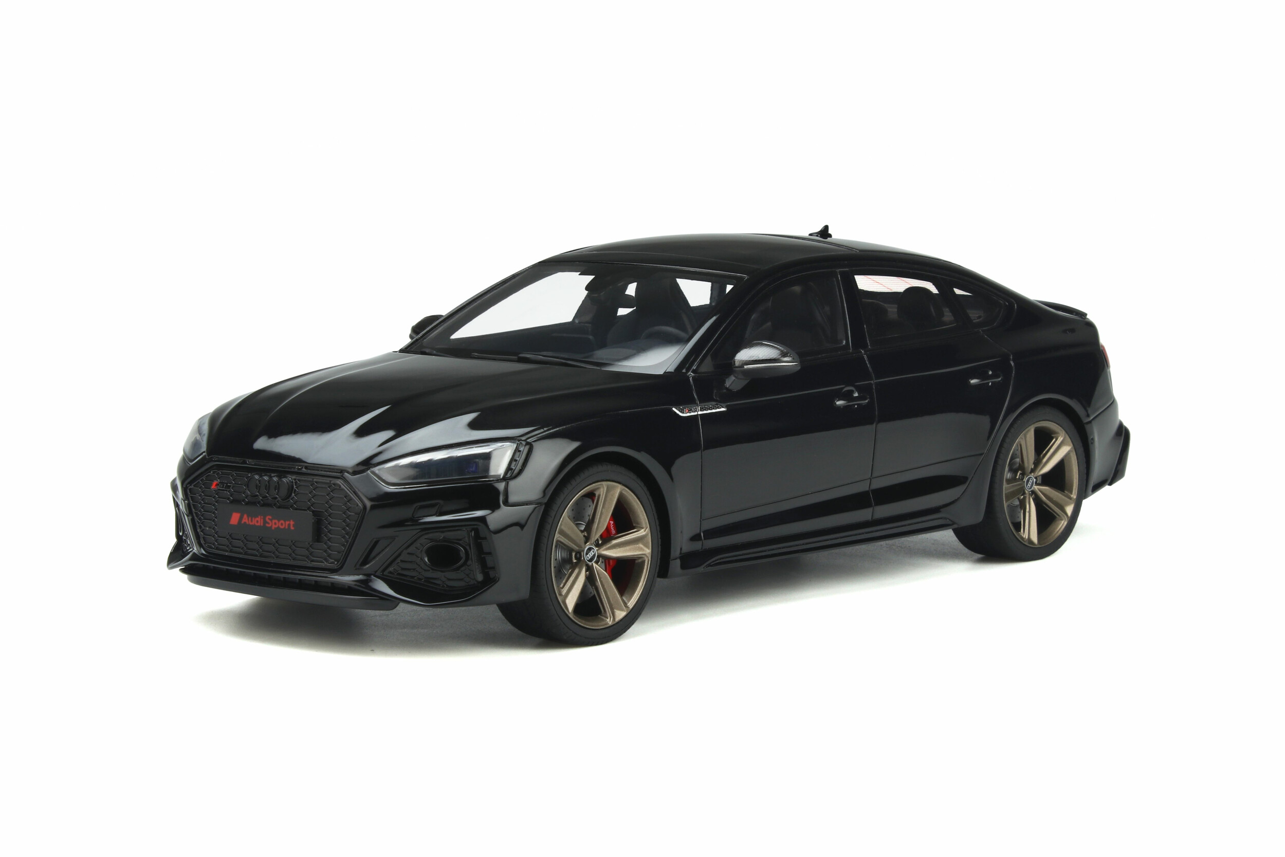 Audi A5 B5 (2015-)