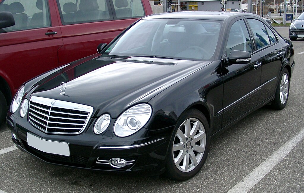 Mercedes-Benz Trieda E W211 (2003–2009)